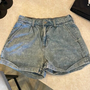 American Eagle, Mom Shorts, Sz 2, Light Blue, Excellent Condition